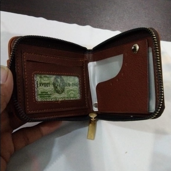 Leather wallet with snaps - Picture 2 of 3